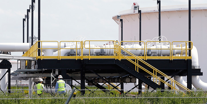 Whatever You Do, Steer Clear of These Oil MLPs